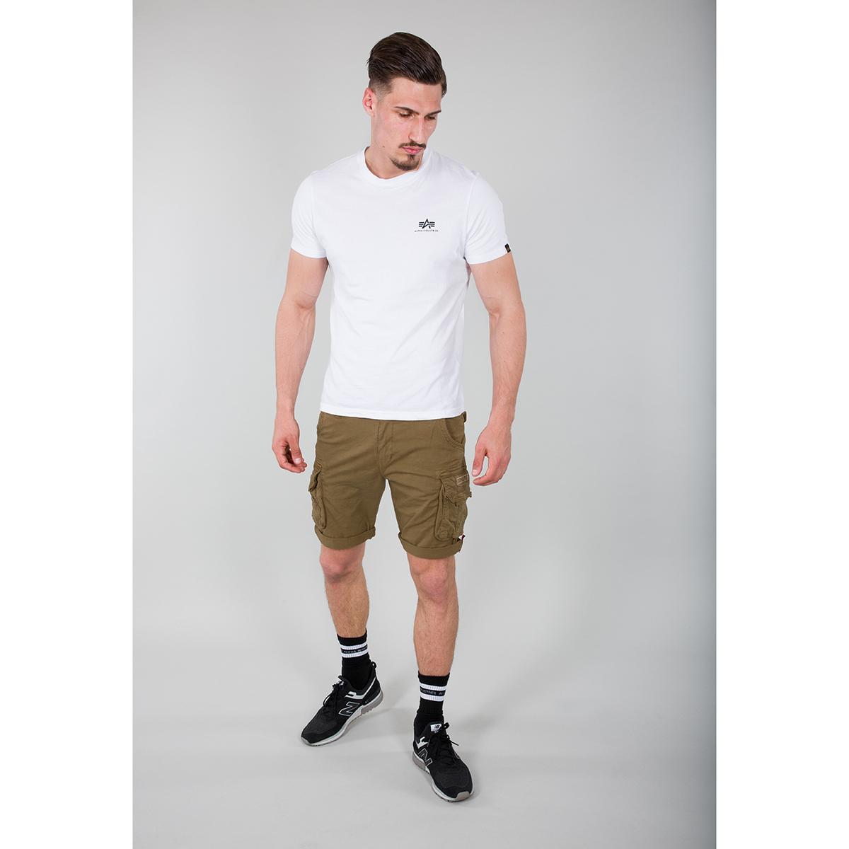 product/1/7/176203-13-alpha-industries-crew-short-shorts-003.jpg