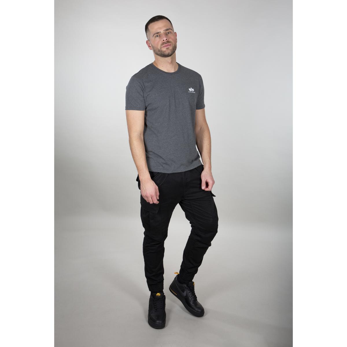 product/1/8/188505-597-alpha-industries-basic-t-small-logo-003.jpg