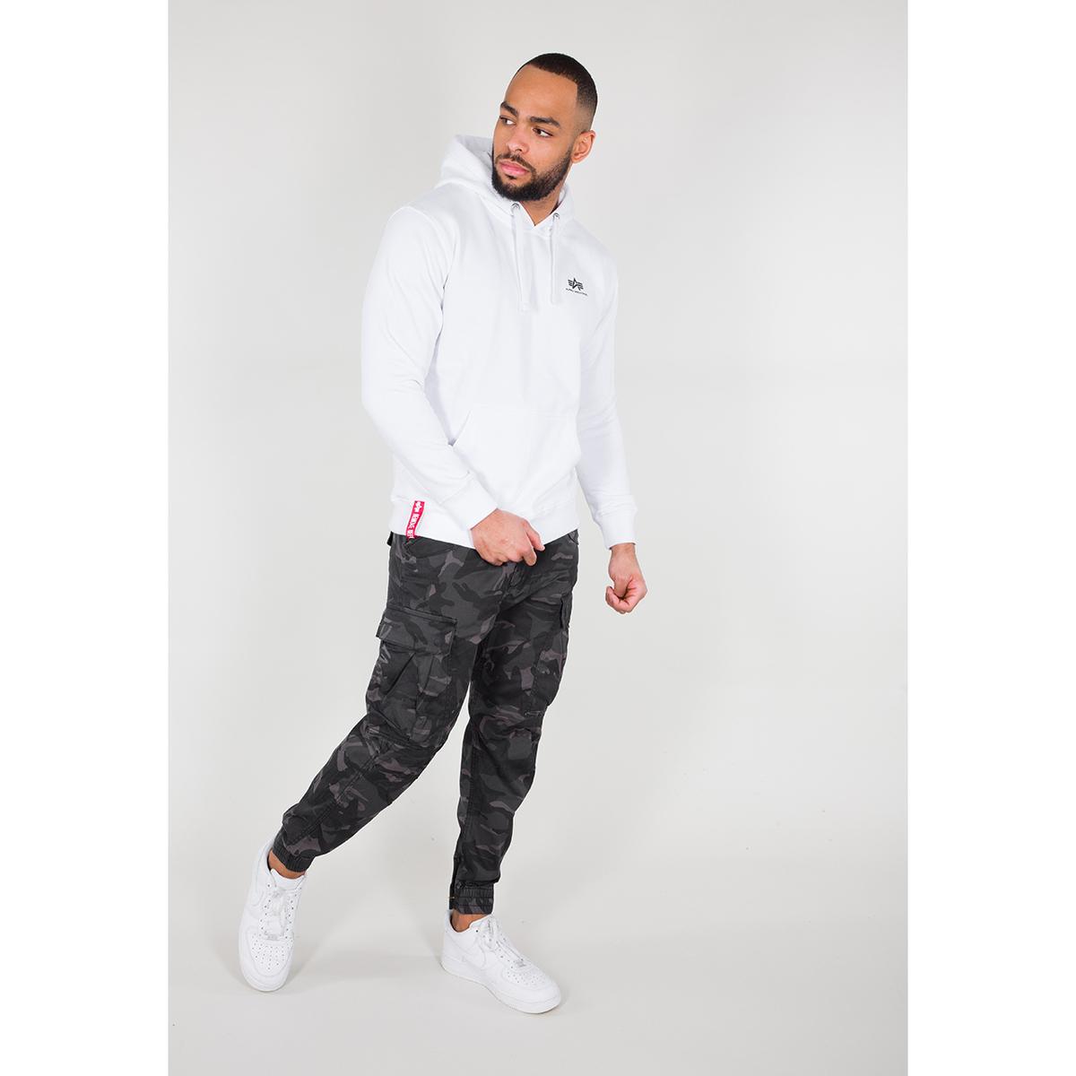 product/1/9/196318-09-alpha-industries-basic-hoody-small-logo-sweat-003.jpg