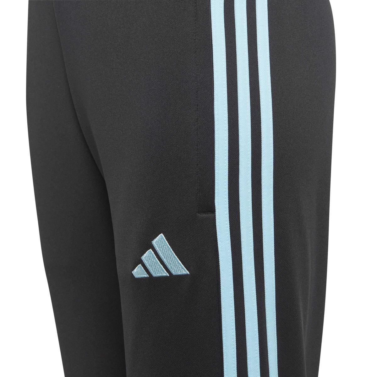 product/2/0/2025_09_adidas_il9557_6_apparel_photography_detail_view_3_white.jpg