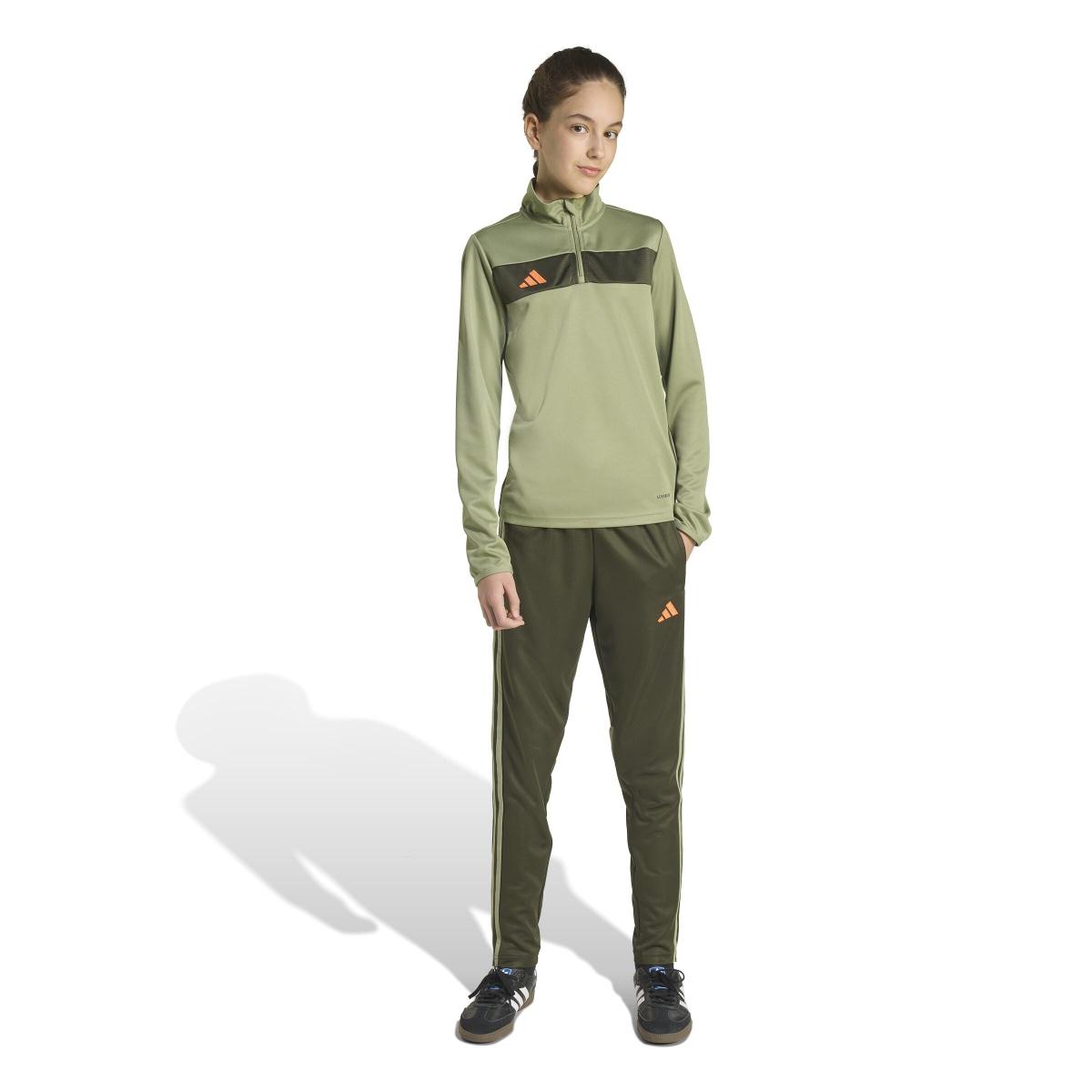 product/2/0/2025_09_adidas_jw4612_2_apparel_on_model_standard_view_white.jpg