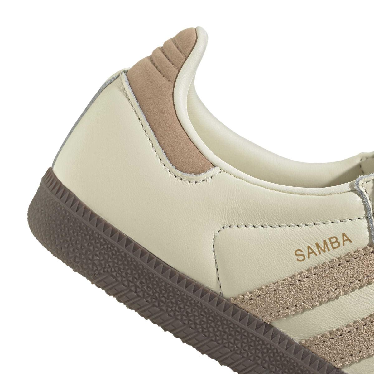 product/2/0/2025_10_adidas_jh5706_9_footwear_photography_detail_view_2_white.jpg