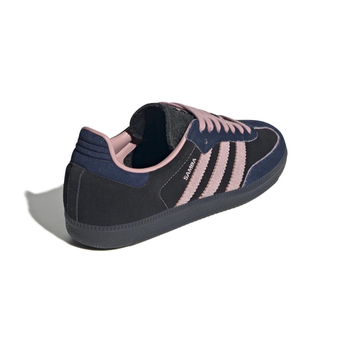 product/2/0/2025_10_adidas_ji2679_7_footwear_photography_back_lateral_top_view_white.jpg