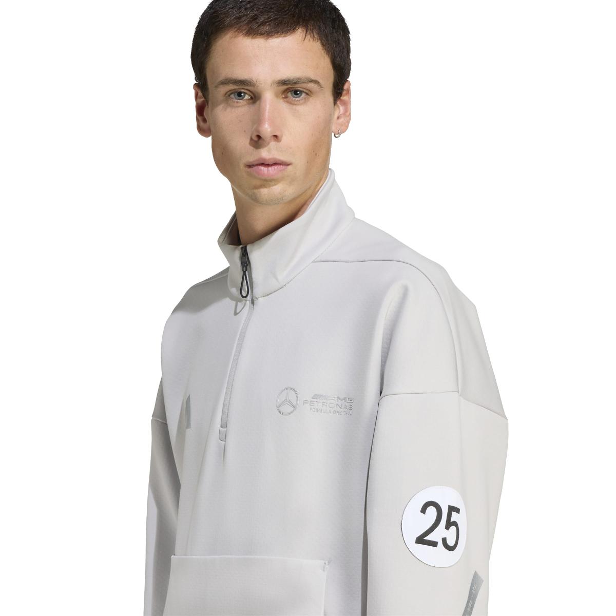product/2/0/2025_adidas_jw3477_7_apparel_on_model_detail_view_2_white.jpg
