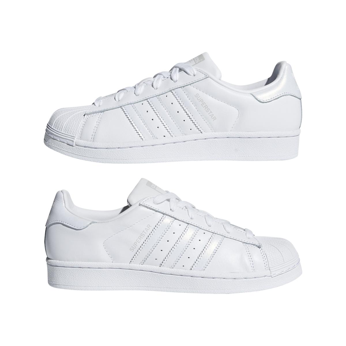 product/a/d/adidas-originals_aq1214_11_footwear_photography_mirrored_pair_view_white_000.jpg