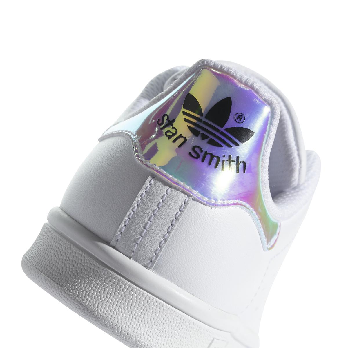 product/a/d/adidas-originals_aq6272_10_footwear_photography_detail_view_1_white_000.jpg