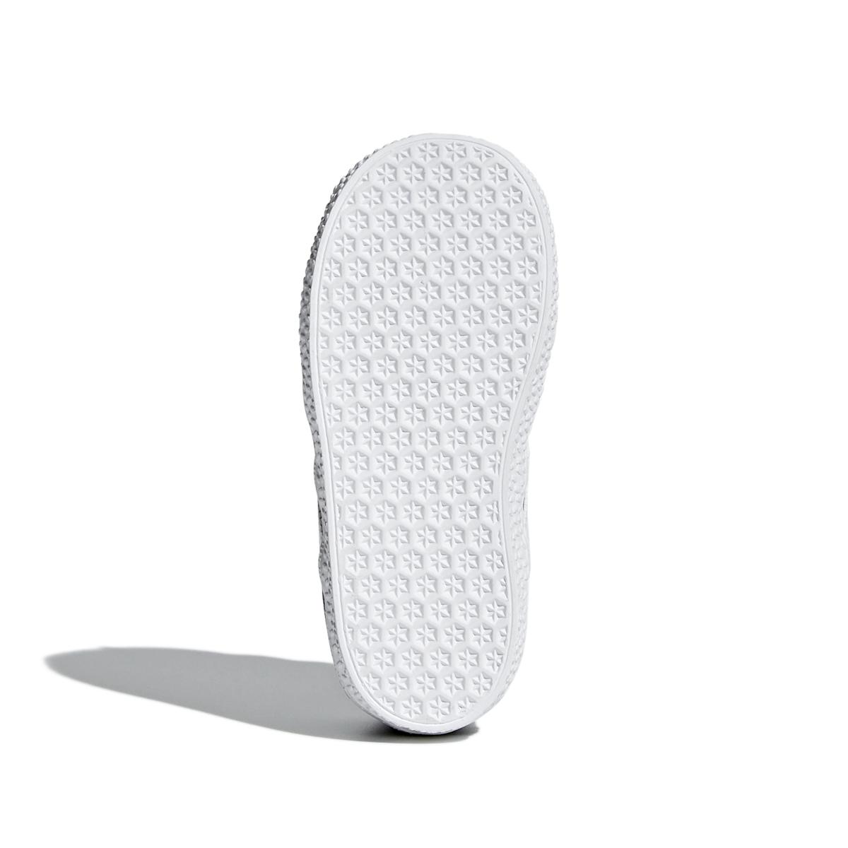 product/a/d/adidas-originals_cq3140_4_footwear_photography_bottom_view_white_000.jpg