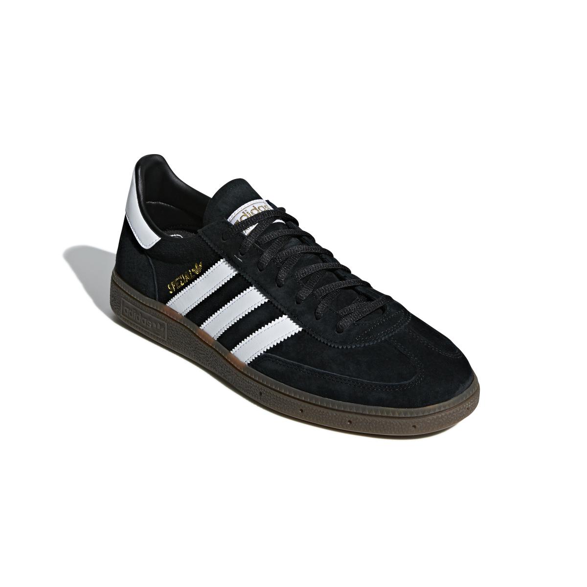 product/a/d/adidas-originals_db3021_6_footwear_photography_front_lateral_top_view_white.jpg