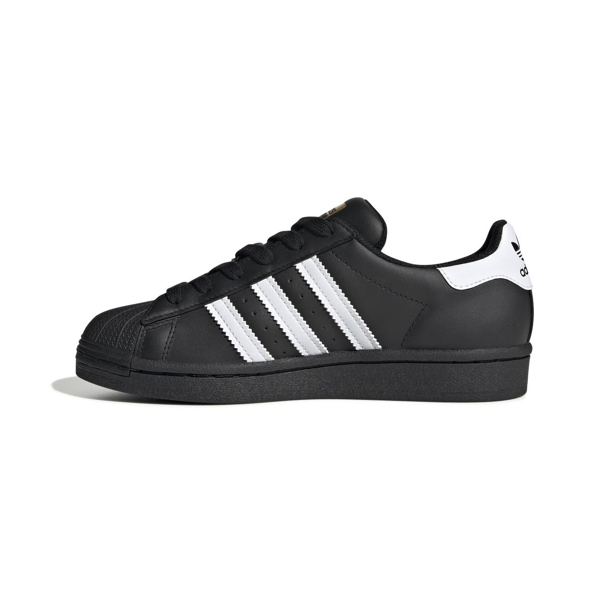 product/a/d/adidas-originals_ef5398_5_footwear_photography_side_medial_center_view_white_000.jpg