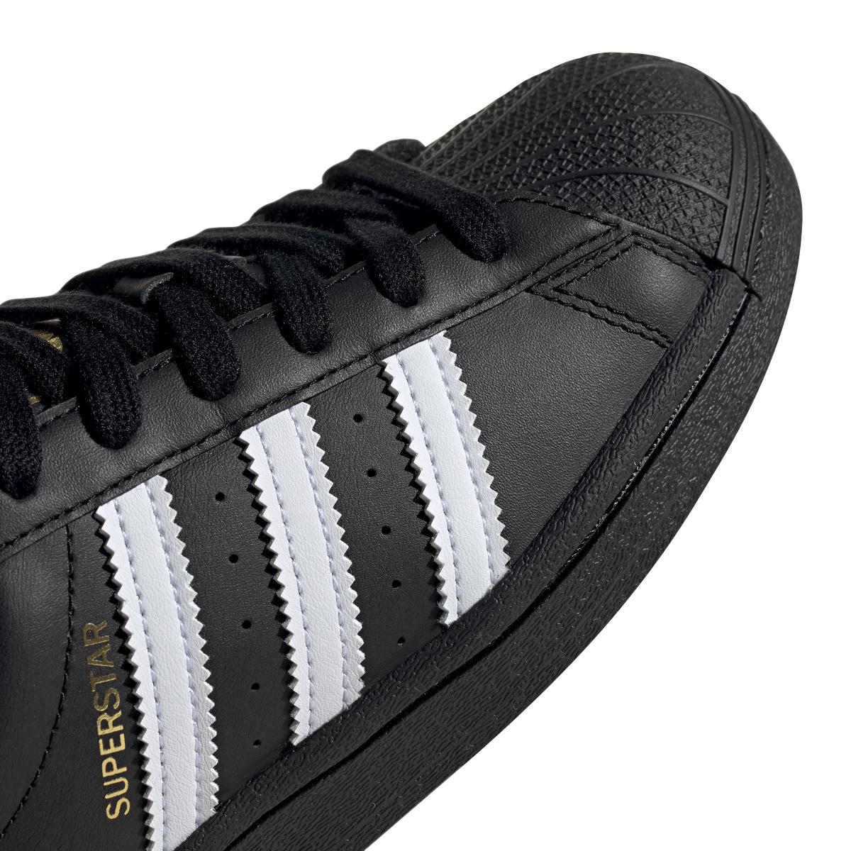 product/a/d/adidas-originals_ef5398_9_footwear_photography_detail_view_2_white_000.jpg