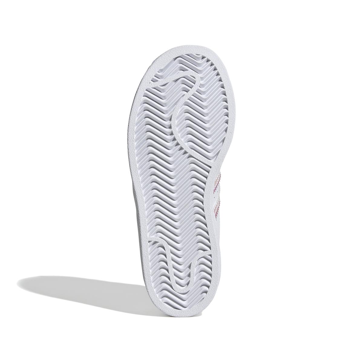 product/a/d/adidas-originals_fv3147_4_footwear_photography_bottom_view_white_000.jpg