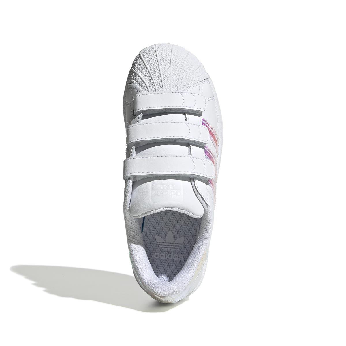 product/a/d/adidas-originals_fv3655_3_footwear_photography_top_portrait_view_white_000.jpg