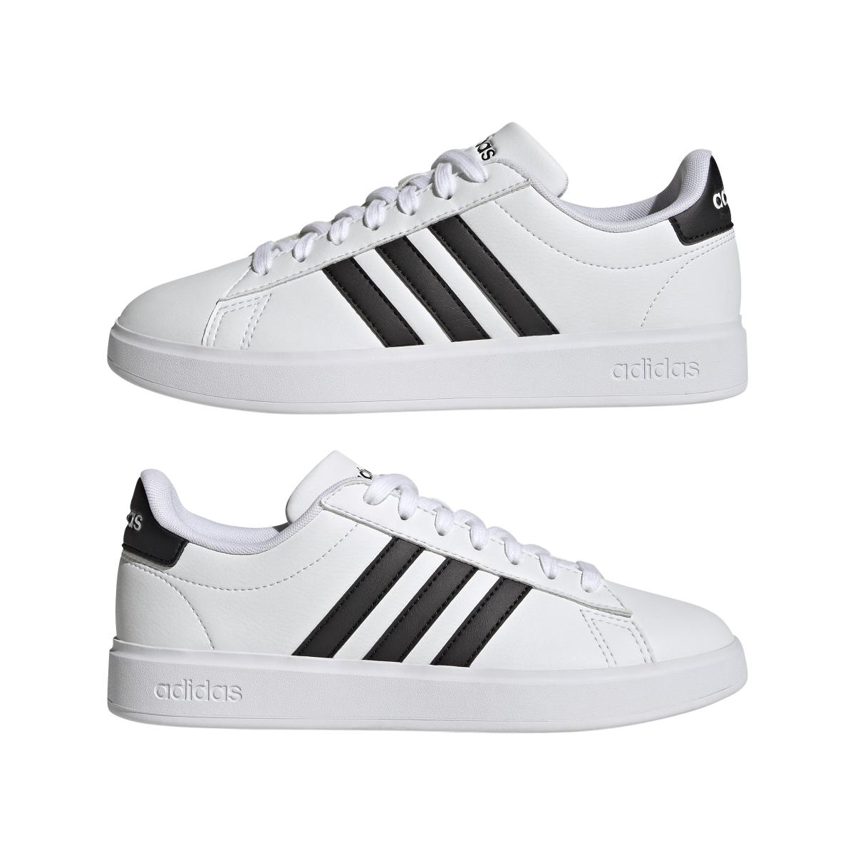 product/a/d/adidas-originals_gw9214_10_footwear_photography_mirrored_pair_view_white_000.jpg