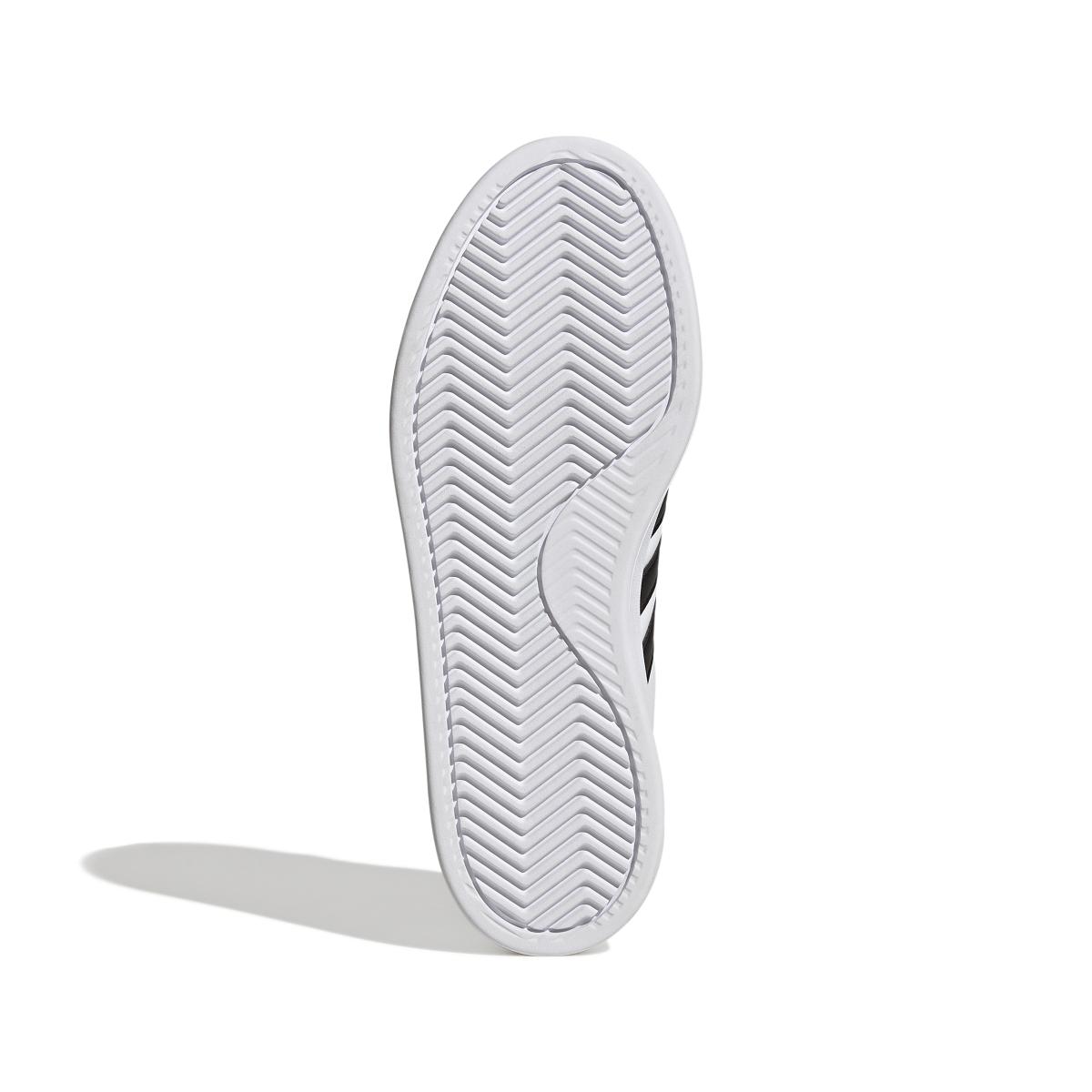 product/a/d/adidas-originals_gw9214_4_footwear_photography_bottom_view_white_000.jpg