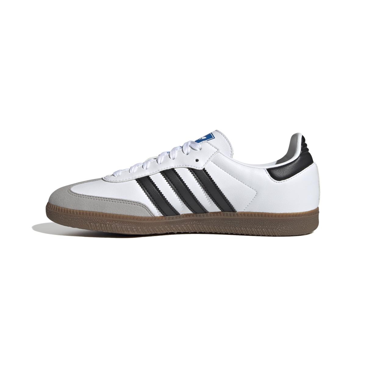 product/a/d/adidas-originals_h01877_5_footwear_photography_side_medial_center_view_white_000.jpg