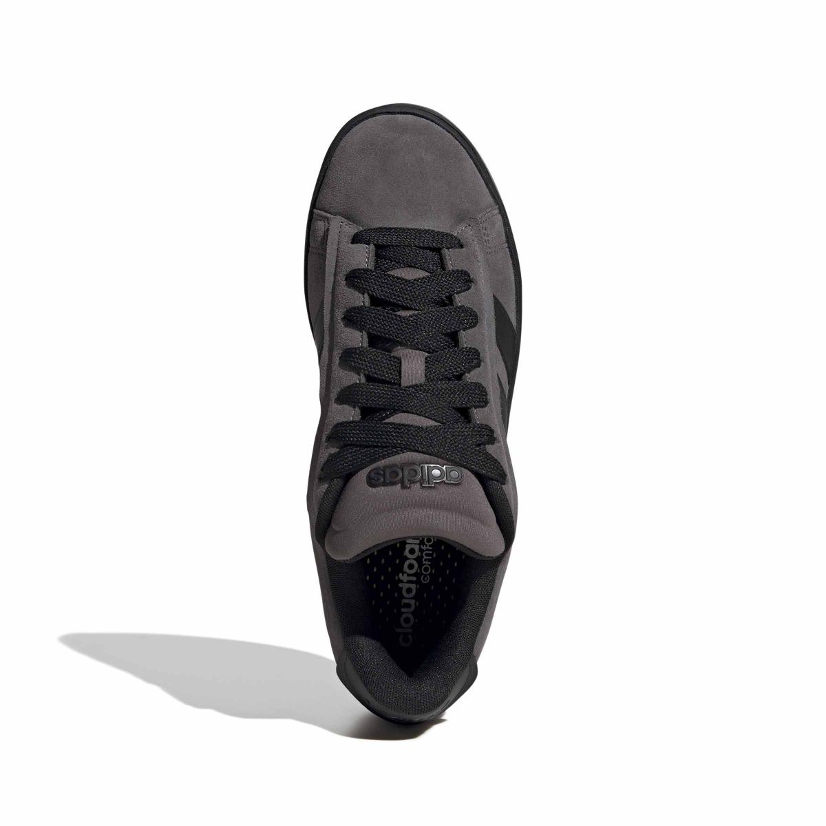 product/a/d/adidas-originals_jp7632_3_footwear_photography_top_portrait_view_white-nw091825.jpg