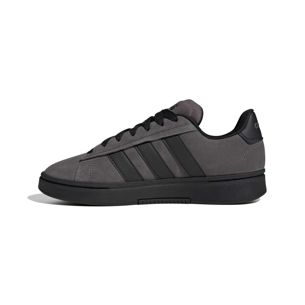 product/a/d/adidas-originals_jp7632_5_footwear_photography_side_medial_center_view_white-nw091825.jpg