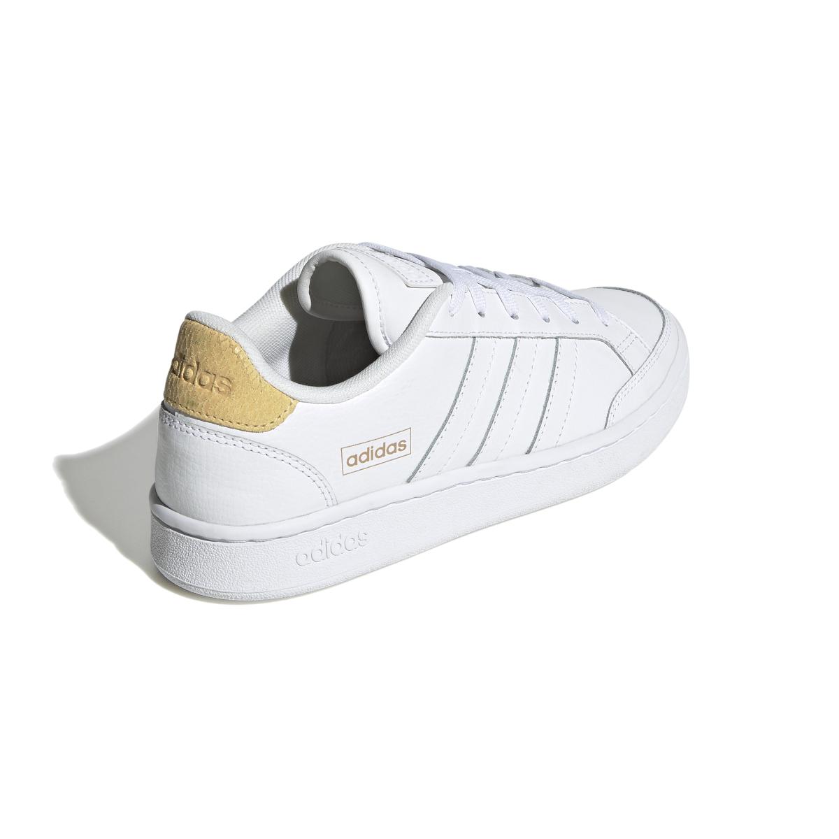 product/a/d/adidas_fw3301_7_footwear_photography_back_lateral_top_view_white_000.jpg
