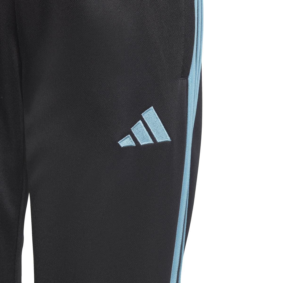 product/a/d/adidas_ic1588_4_apparel_photography_detail_view_1_white.jpg
