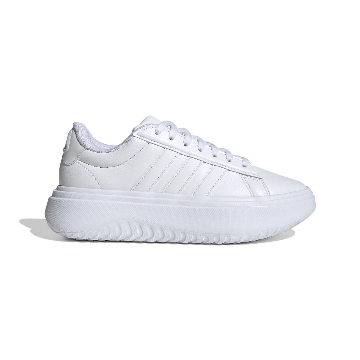 product/a/d/adidas_ie1089_1_footwear_photography_side_lateral_center_view_white.jpg