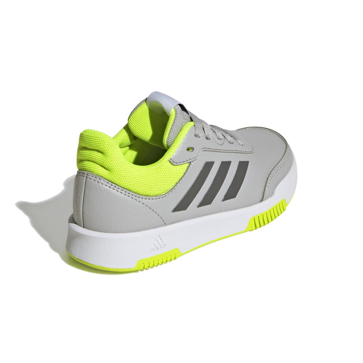 product/a/d/adidas_if8668_7_footwear_photography_back_lateral_top_view_white.jpg