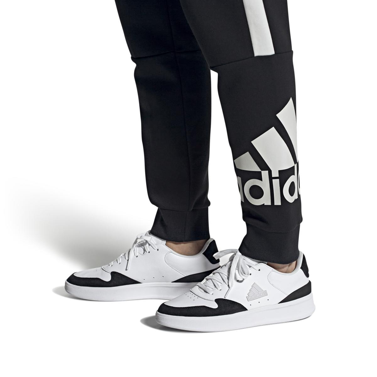 product/a/d/adidas_ig9818_11_footwear_on_model_front_view_white-new0201.jpg