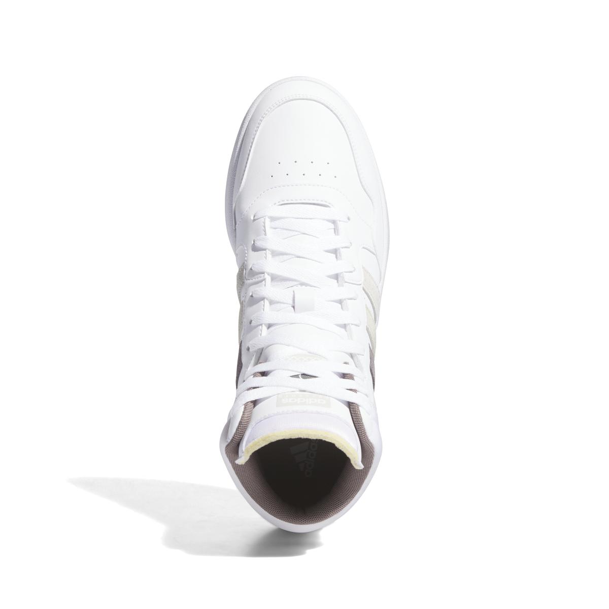 product/a/d/adidas_ih0162_3_footwear_photography_top_portrait_view_white.jpg