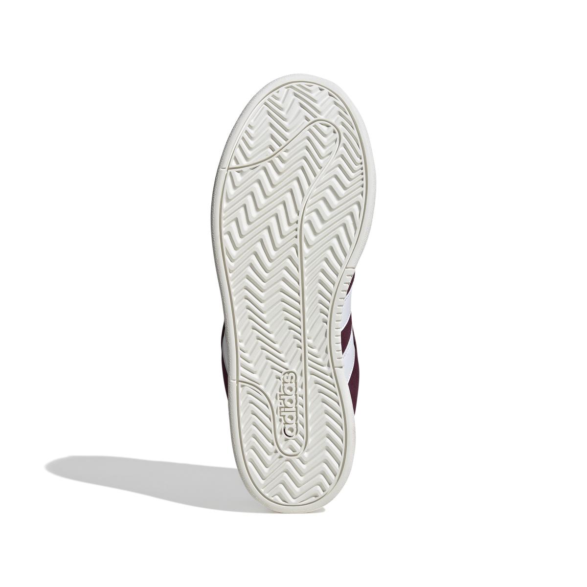 product/a/d/adidas_ih3845_4_footwear_photography_bottom_view_white.jpg