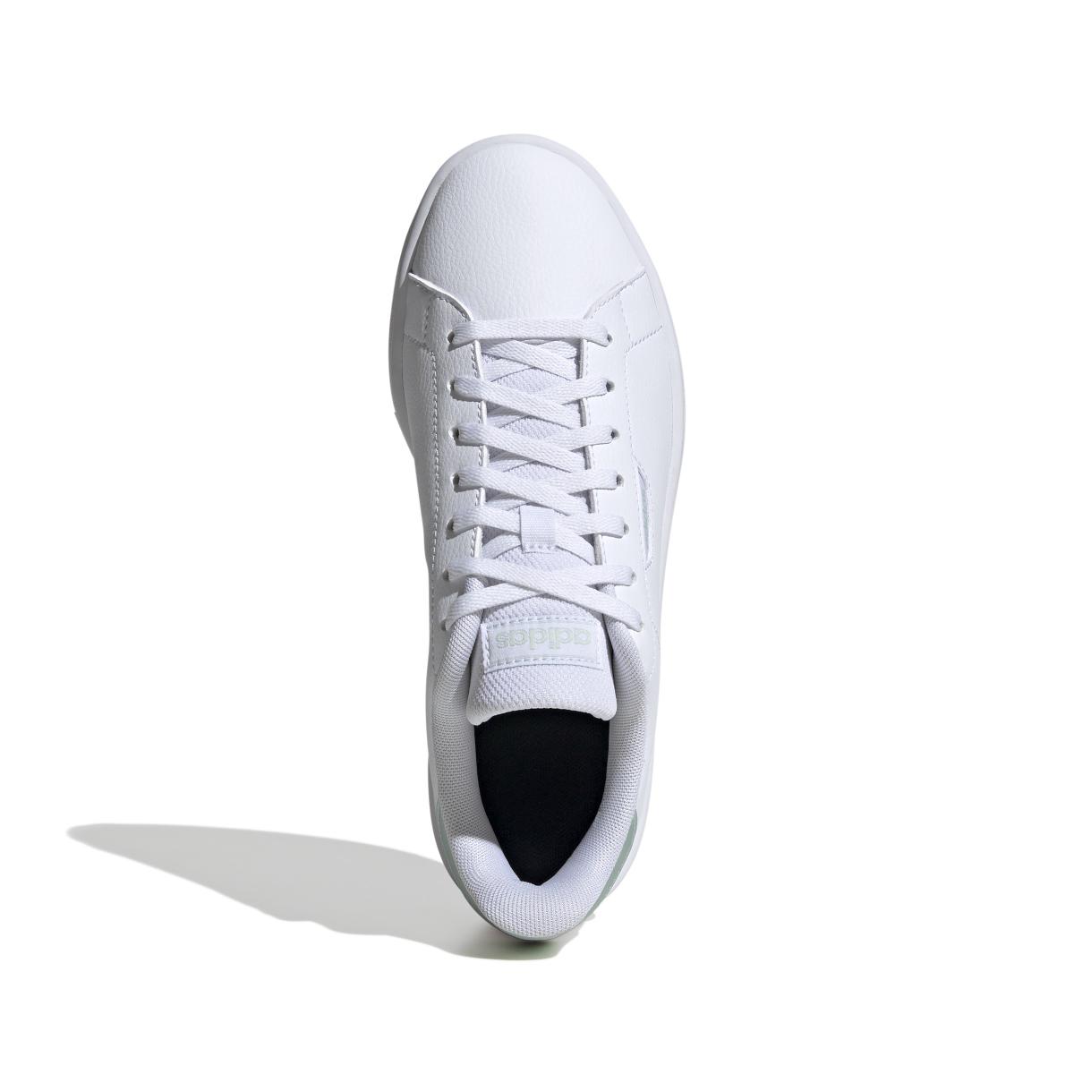 product/a/d/adidas_ih4899_3_footwear_photography_top_portrait_view_white.jpg