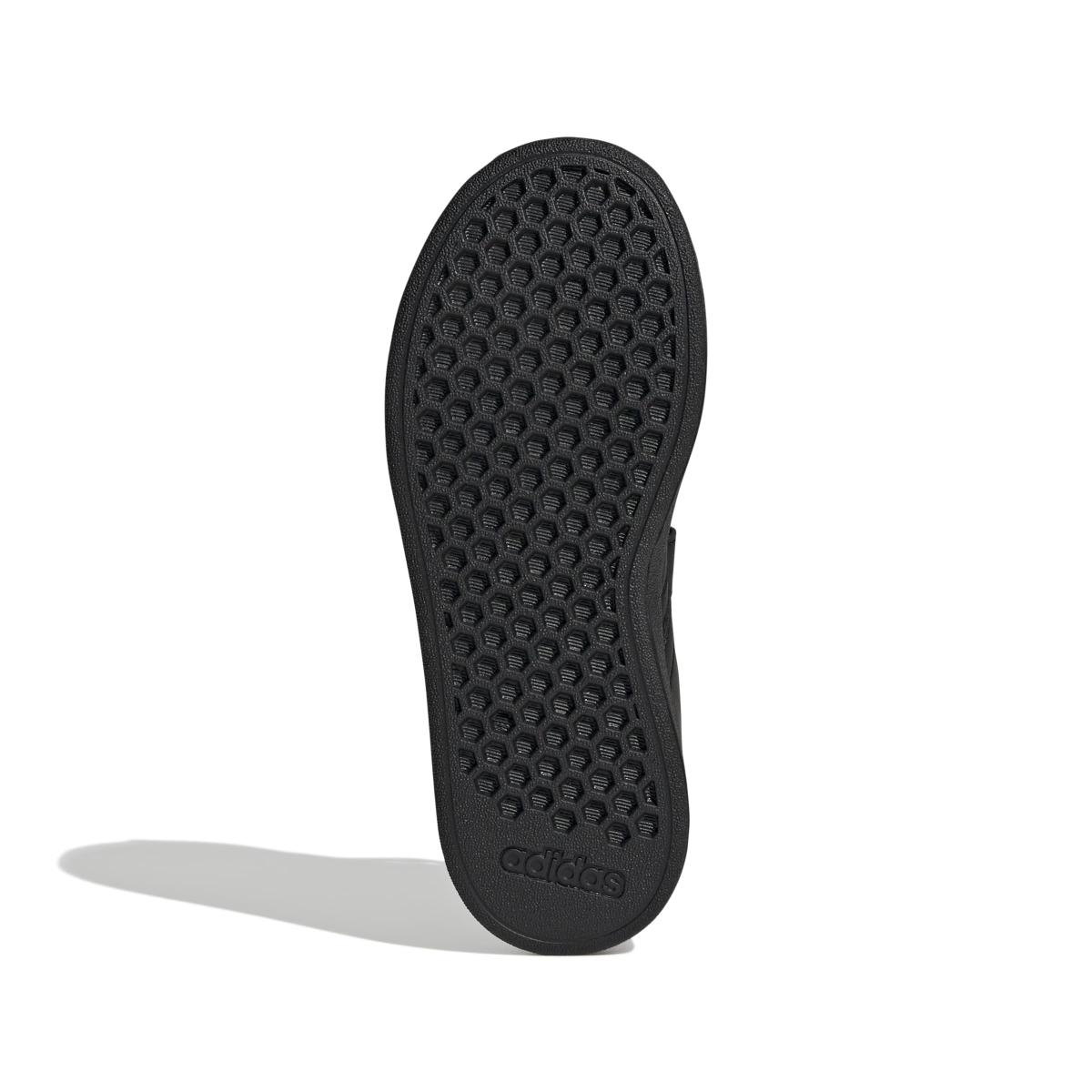 product/a/d/adidas_ih5530_4_footwear_photography_bottom_view_white-nw091625.jpg