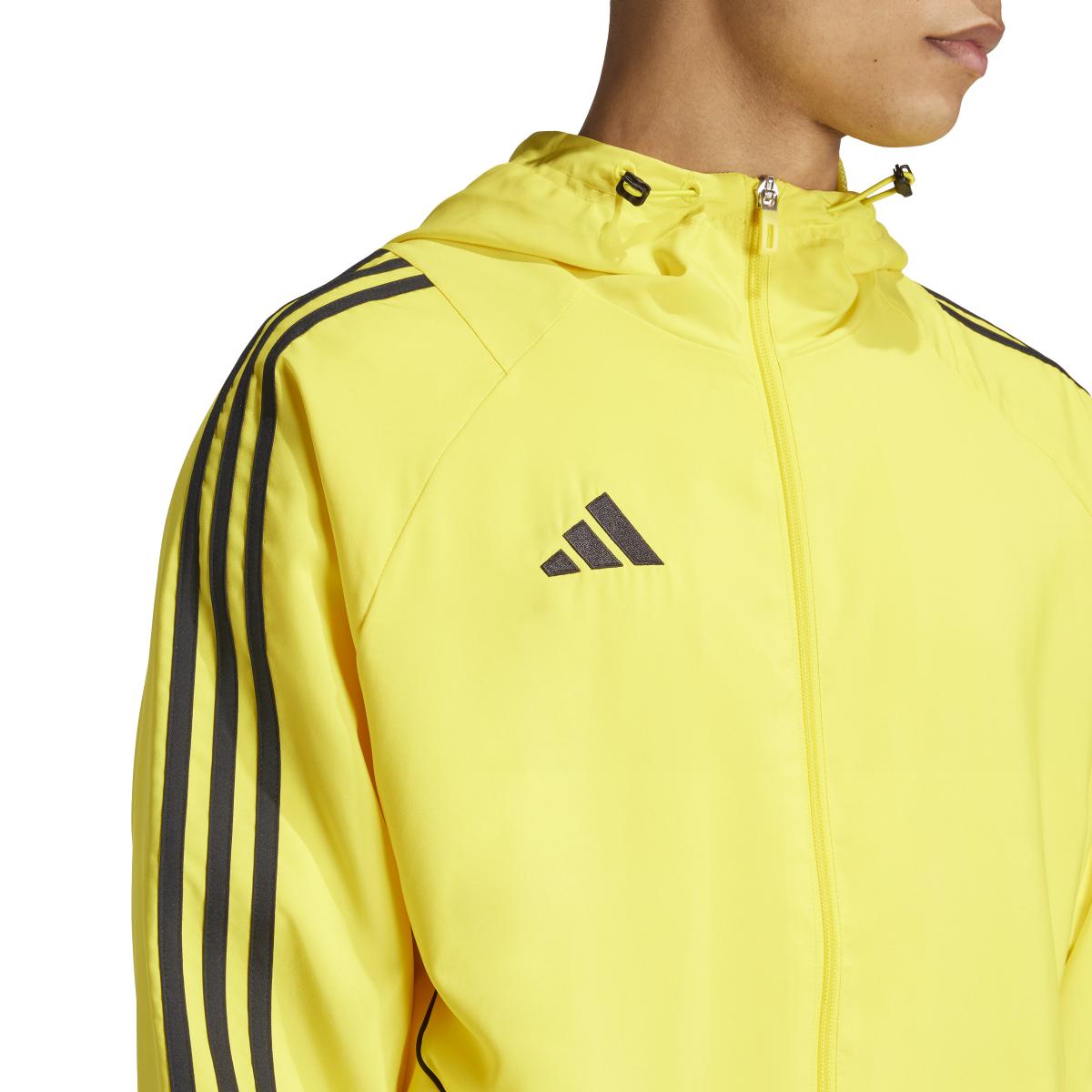 product/a/d/adidas_im8807_8_apparel_on_model_detail_view_1_white-nw032524.jpg