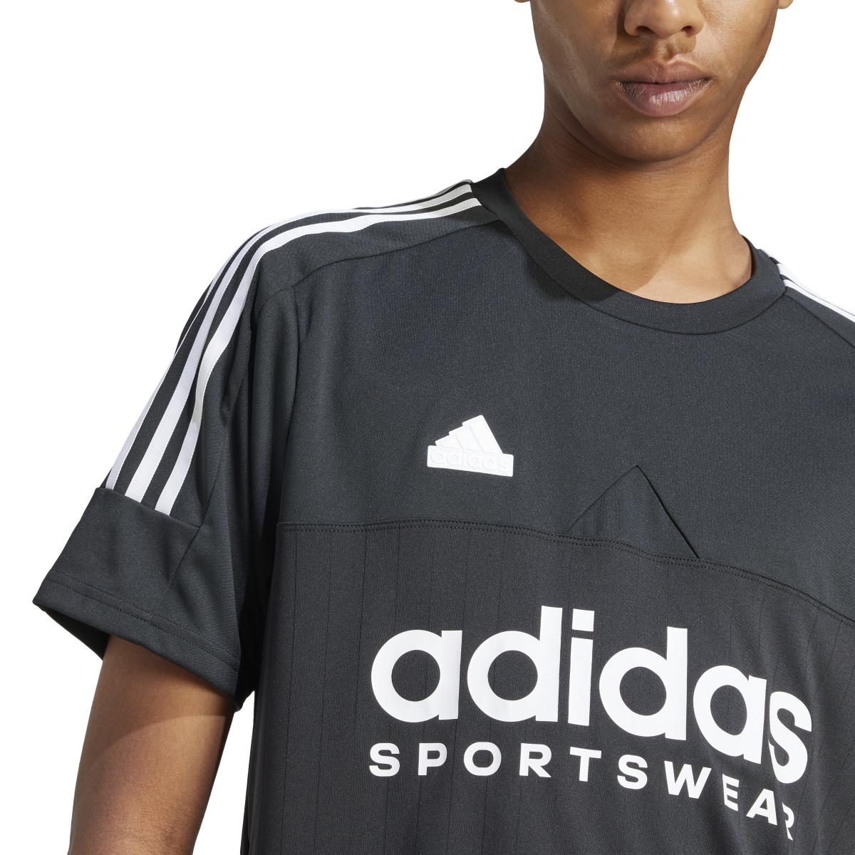 product/a/d/adidas_ip3779_7_apparel_on_model_detail_view_1_white.jpg