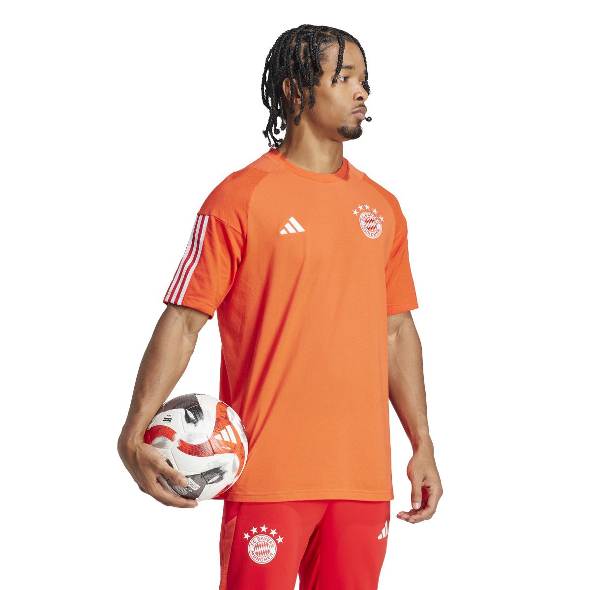 product/a/d/adidas_iq0601_6_apparel_on_model_walking_view_white-nw0324.jpg