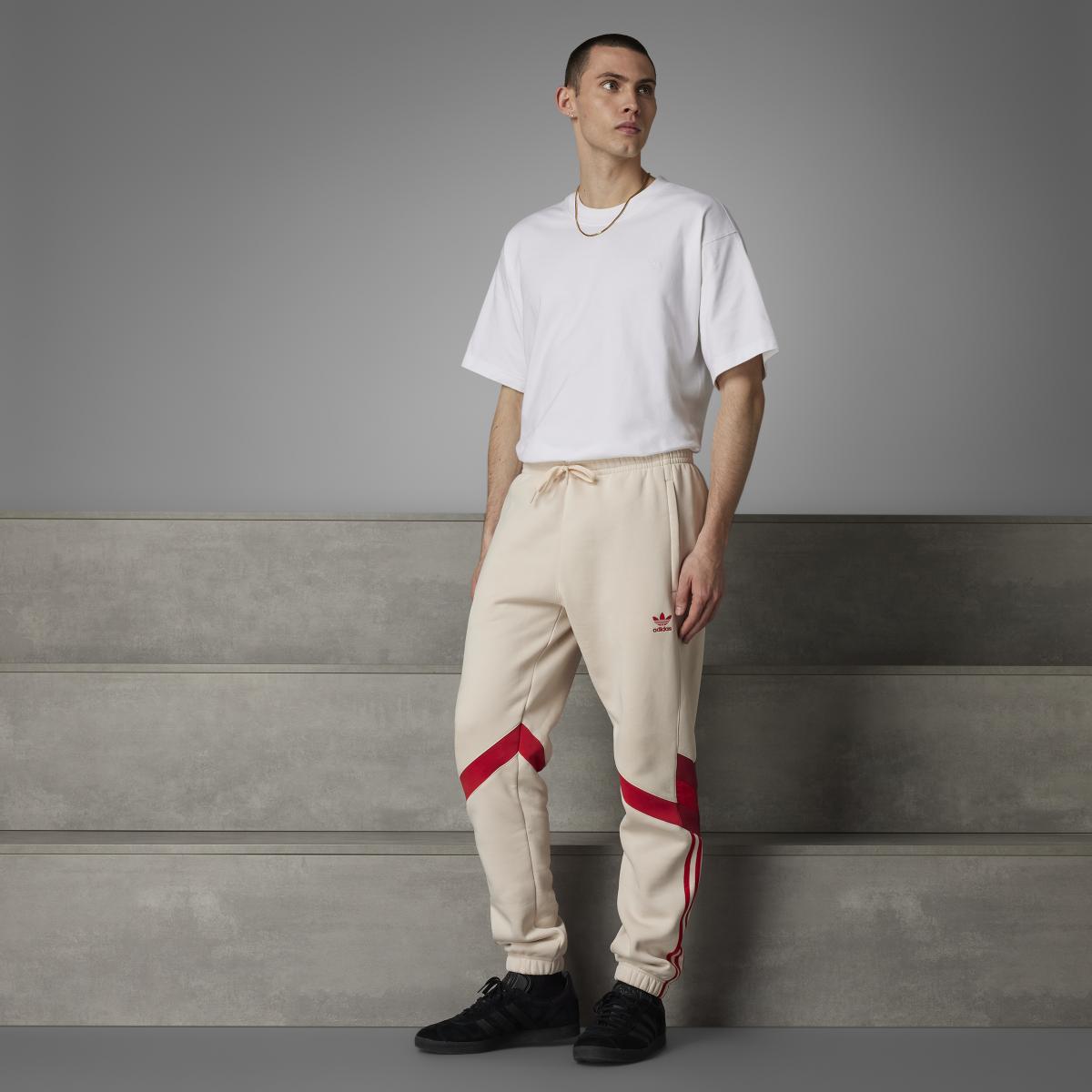 product/a/d/adidas_is6510_linen_10.jpg