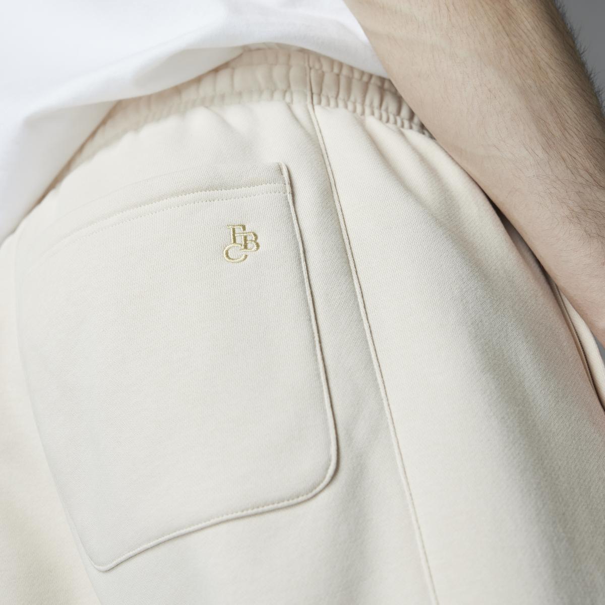 product/a/d/adidas_is6510_linen_18.jpg