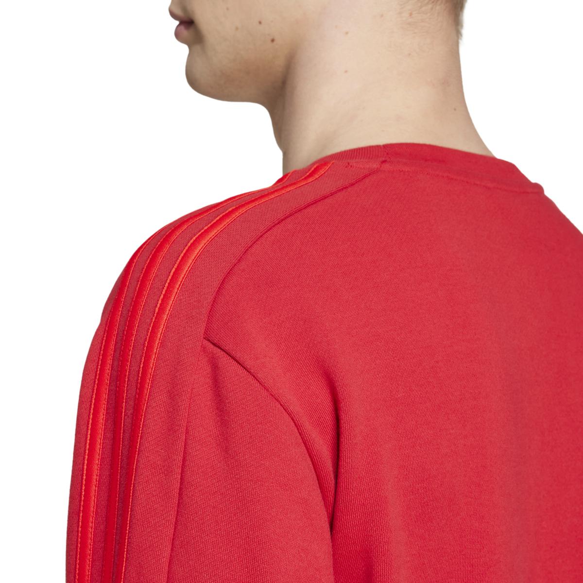 product/a/d/adidas_it4144_9_apparel_on_model_detail_view_2_white.jpg