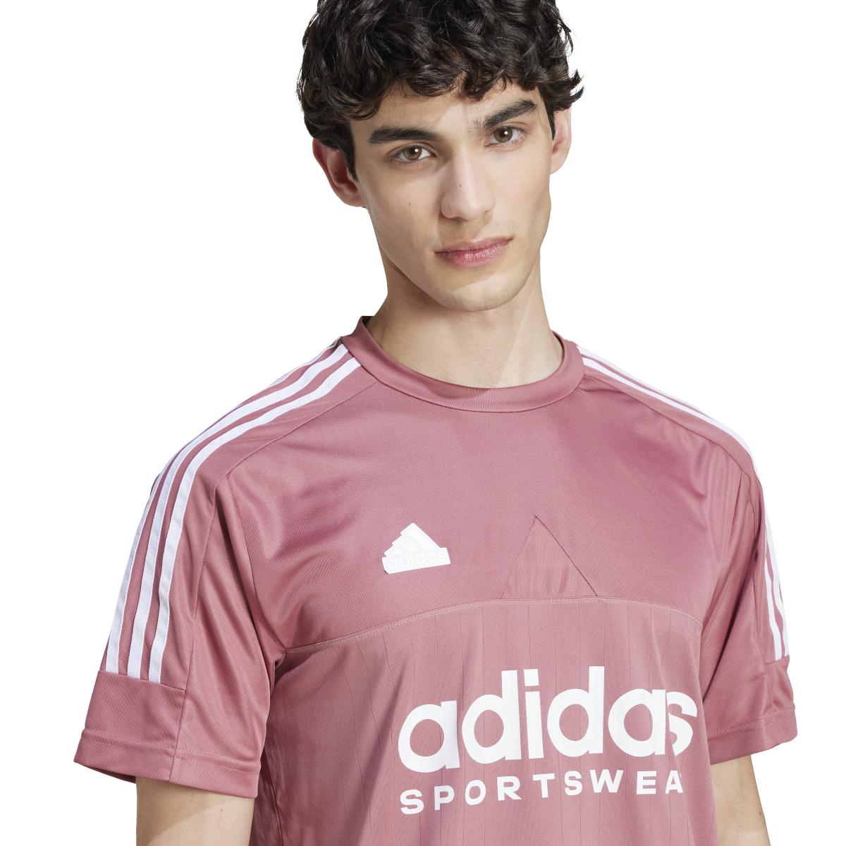 product/a/d/adidas_iw5957_6_apparel_on_model_detail_view_2_white.jpg