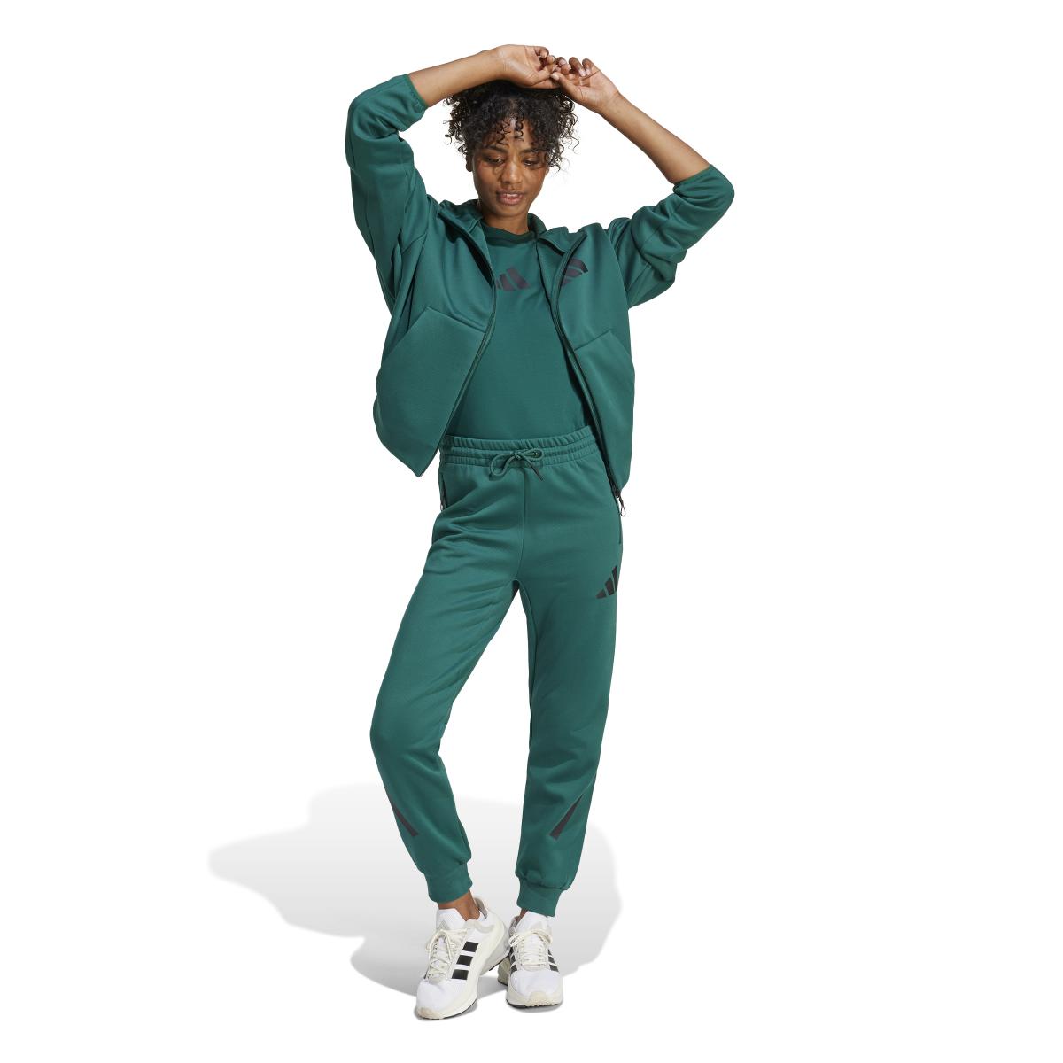 product/a/d/adidas_jf8887_7_apparel_on_model_standard_outfit_view_white.jpg