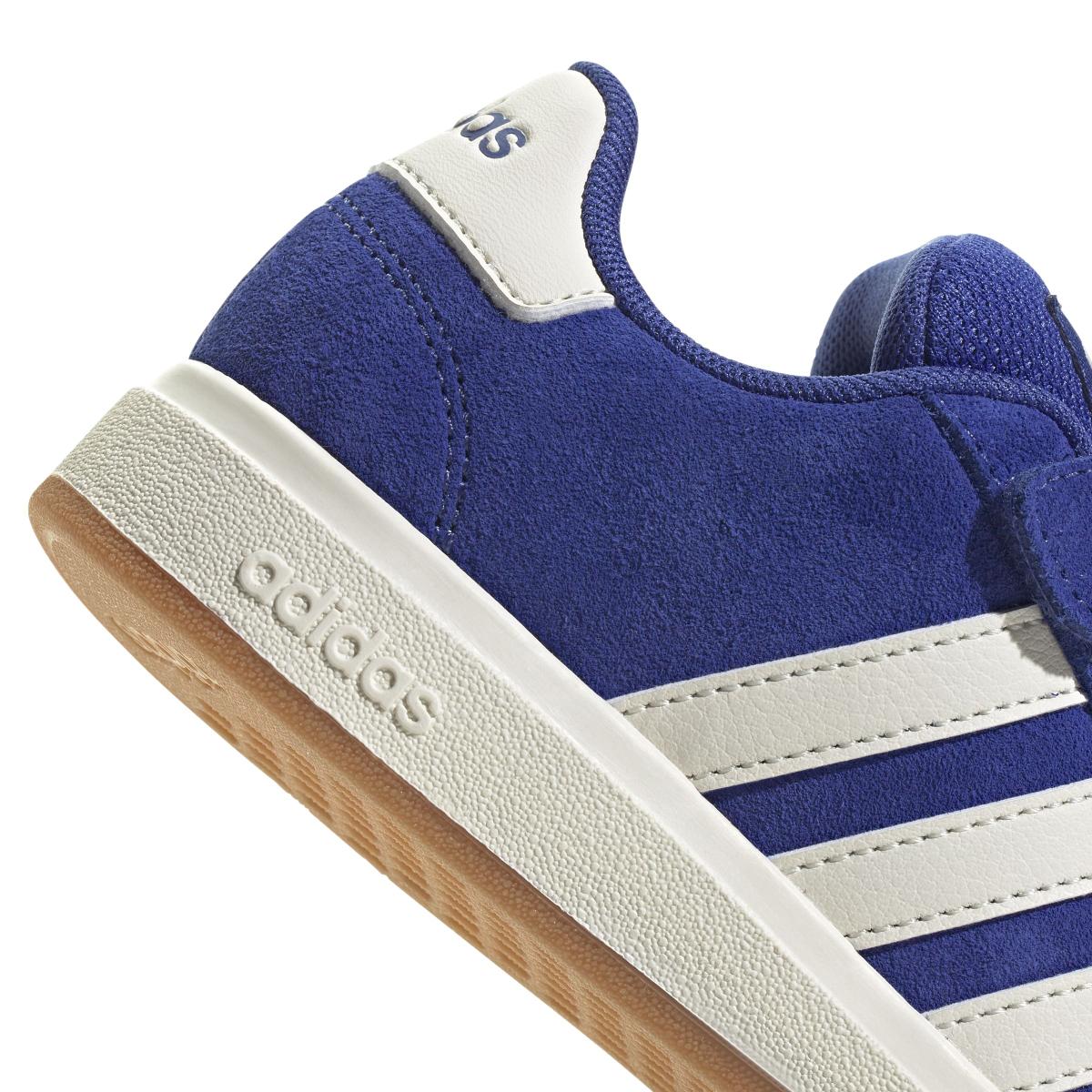 product/a/d/adidas_jh6180_8_footwear_photography_detail_view_1_white-nw091625.jpg