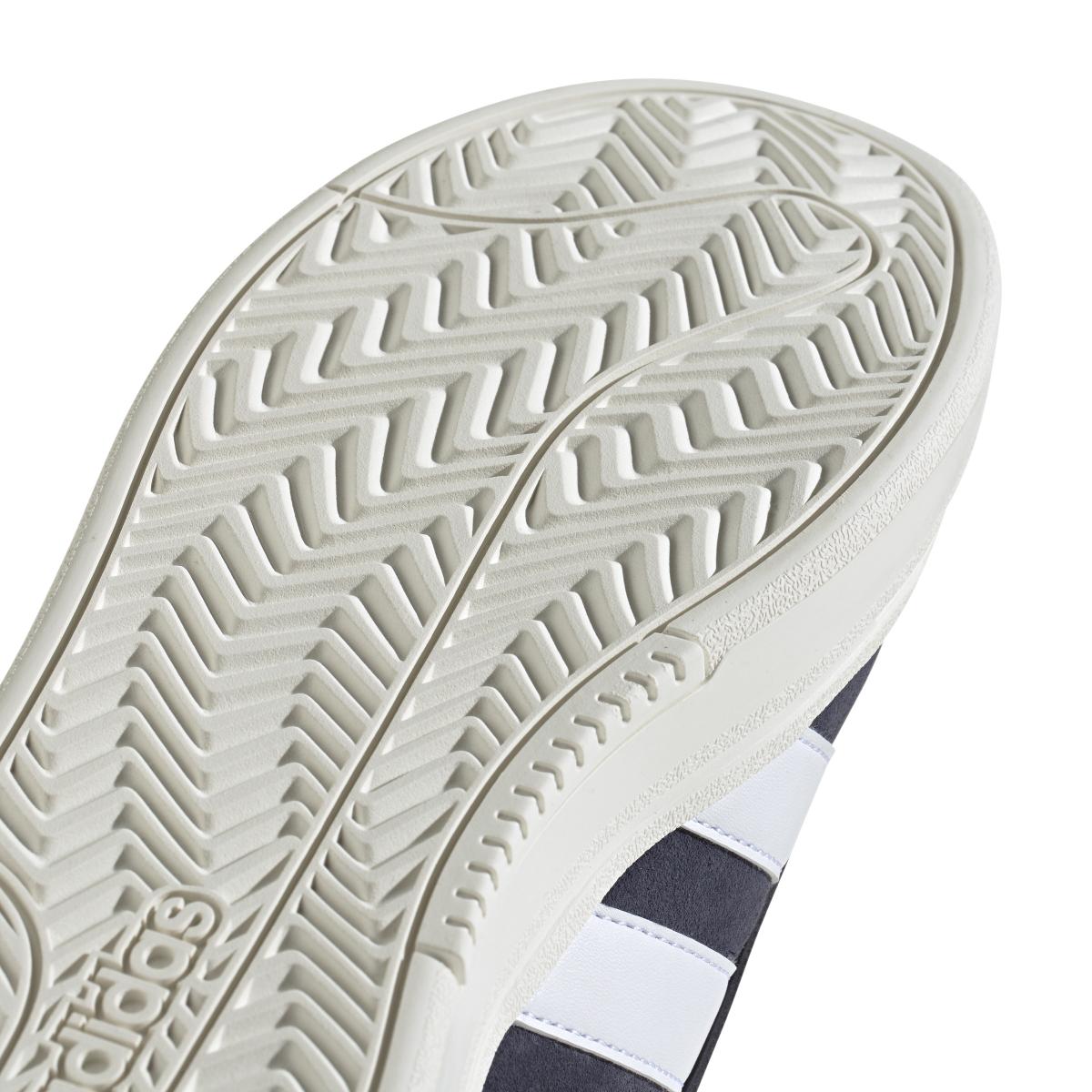 product/a/d/adidas_jh7233_9_footwear_photography_detail_view_2_white.jpg