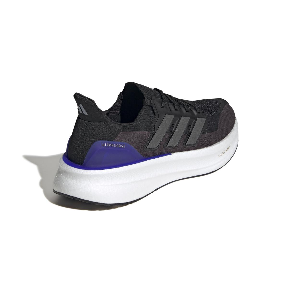 product/a/d/adidas_jh9082_7_footwear_photography_back_lateral_top_view_white-nw091625.jpg