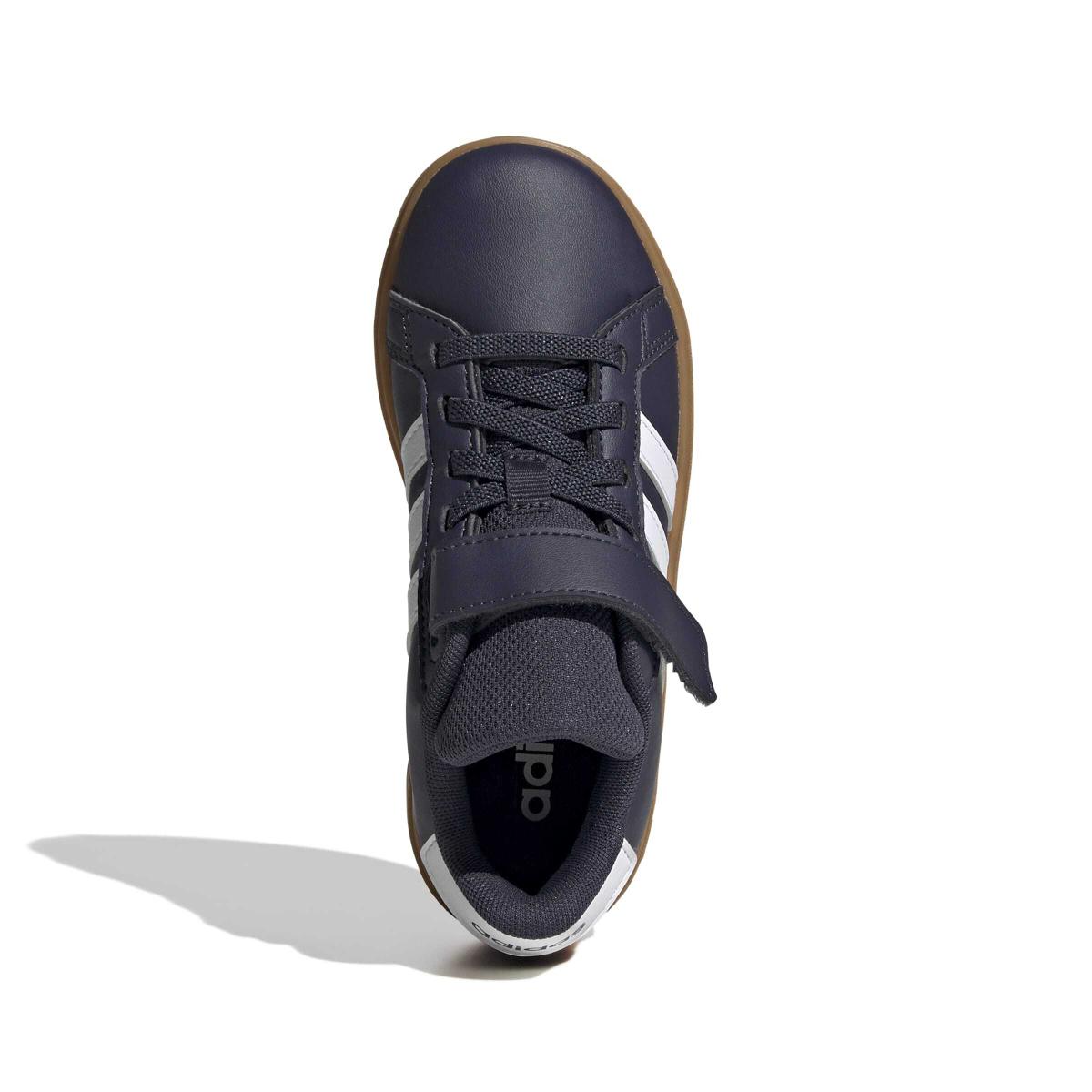 product/a/d/adidas_ji0974_3_footwear_photography_top_portrait_view_white-nw091625.jpg