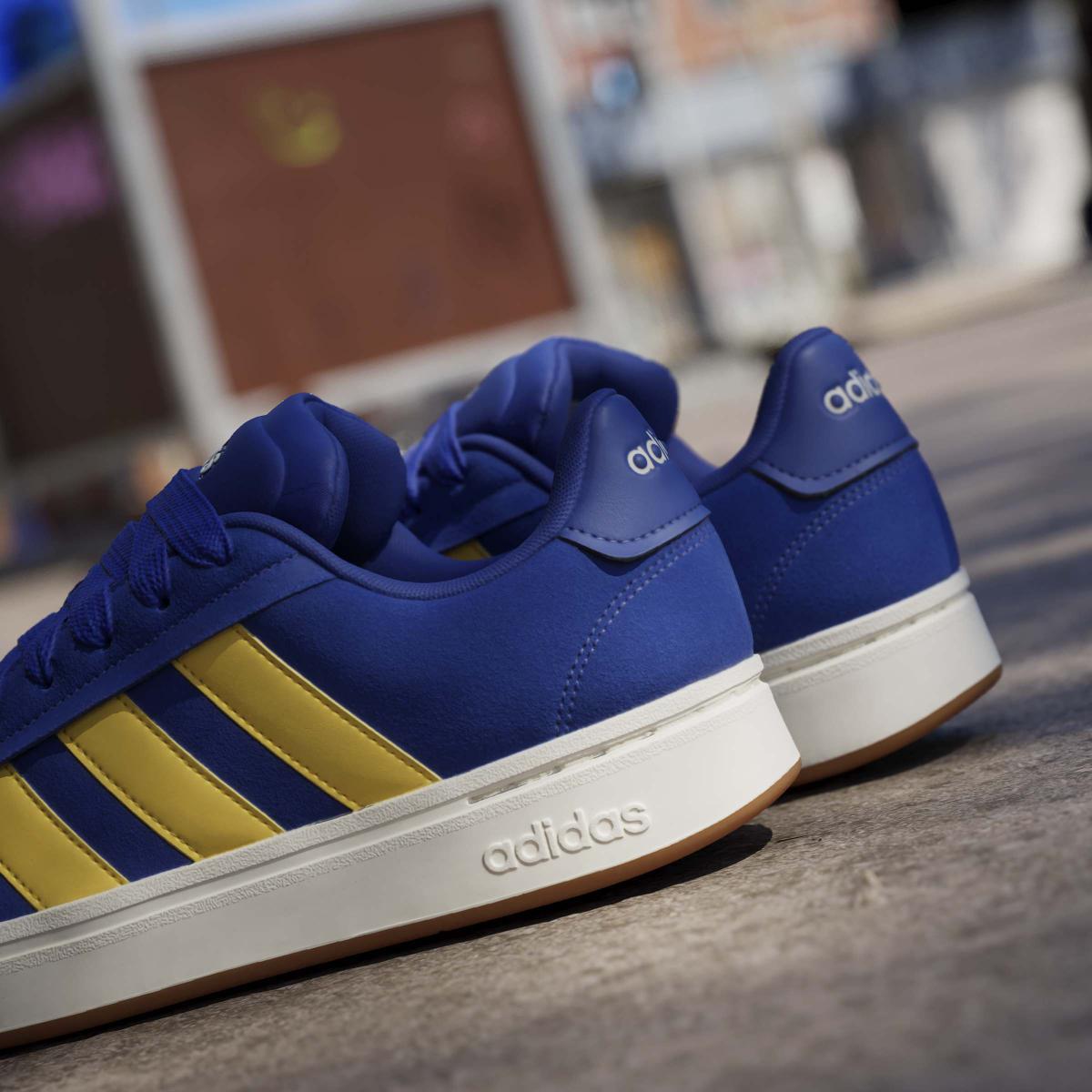 product/a/d/adidas_ji1714_22_footwear_photography_heromrktng_view_9-nw091625.jpg