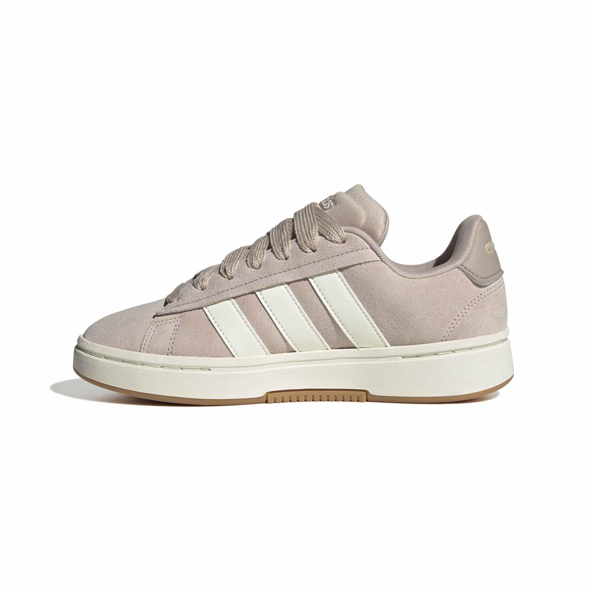 product/a/d/adidas_ji1719_5_footwear_photography_side_medial_center_view_white-nw091625.jpg
