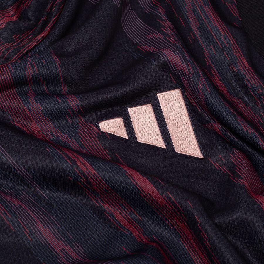 product/a/d/adidas_jn7516_black_4.jpg