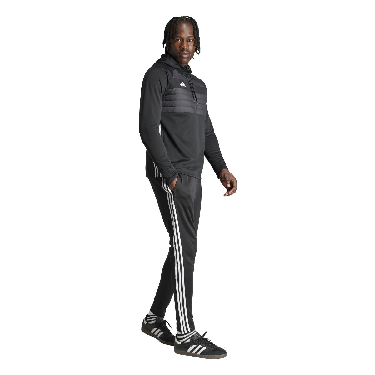 product/a/d/adidas_jn9466_black-white_5.jpg