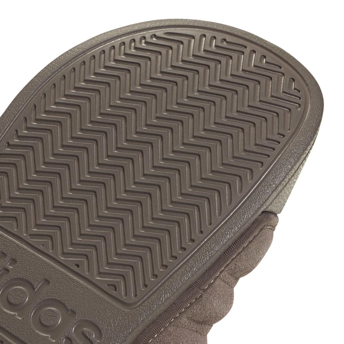 product/a/d/adidas_jp5190_9_footwear_photography_detail_view_2_white-nw091625.jpg