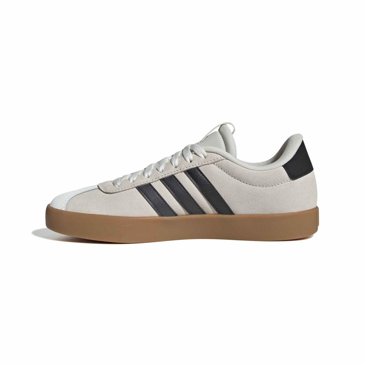 product/a/d/adidas_jp5351_5_footwear_photography_side_medial_center_view_white-nw091625.jpg