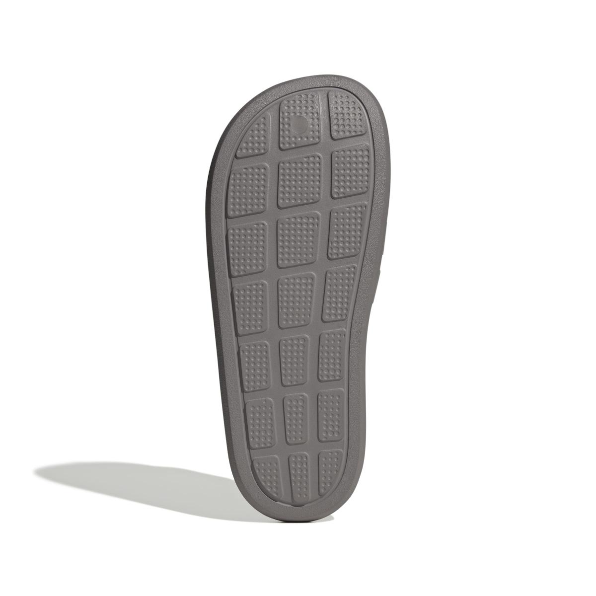 product/a/d/adidas_jp5680_4_footwear_photography_bottom_view_white-nw091625.jpg