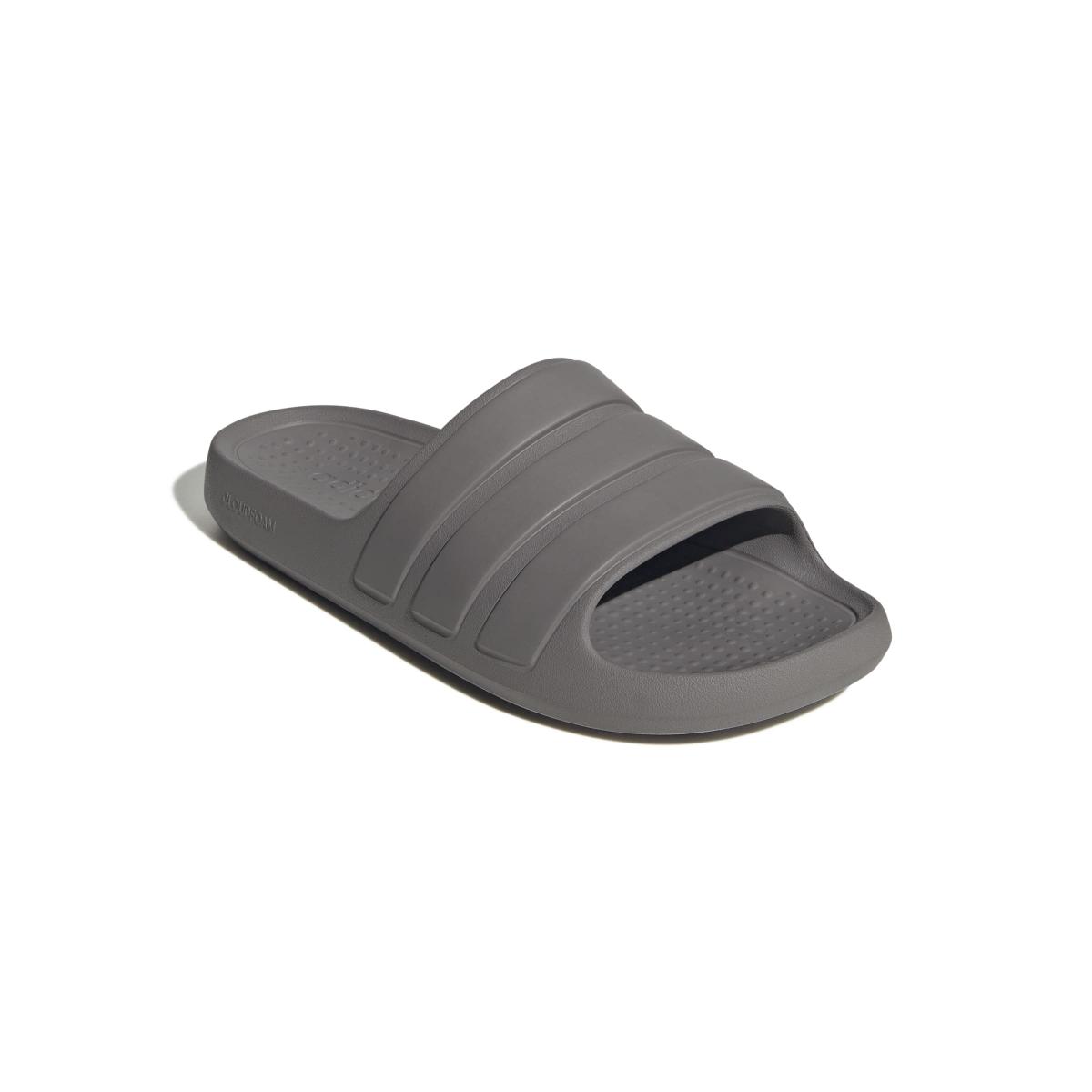 product/a/d/adidas_jp5680_6_footwear_photography_front_lateral_top_view_white-nw091625.jpg
